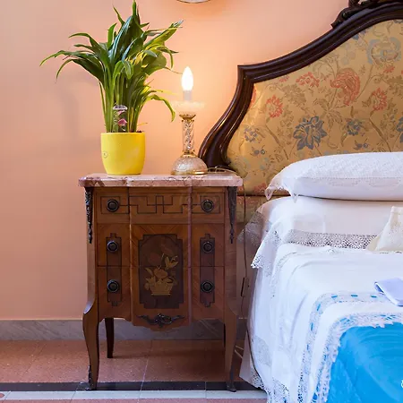 Atmosfere Del Centro Storico 4* Nápoly