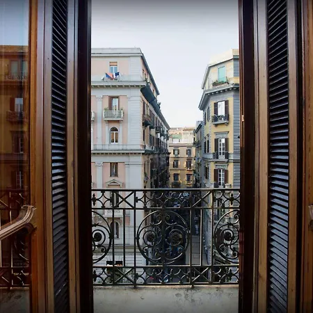 Atmosfere Del Centro Storico Naples