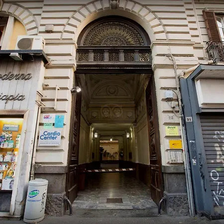 Atmosfere Del Centro Storico Naples