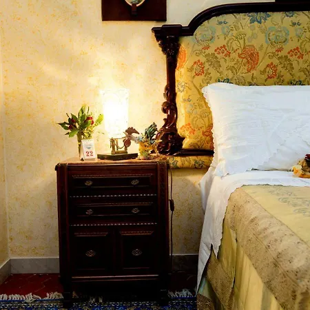 Atmosfere Del Centro Storico Couette-café 3*